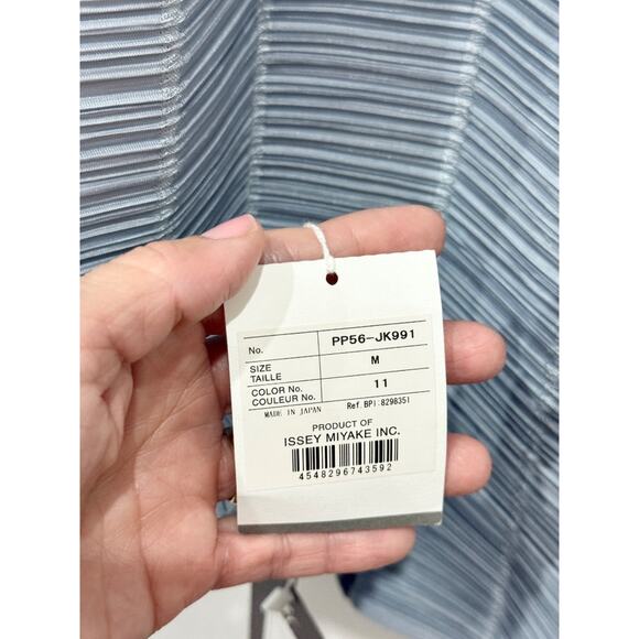NWT Issey Miyake Plisse Pleats Please 3/4 Sleeve Blouse Top Light Blue Women's M - Picture 4 of 5